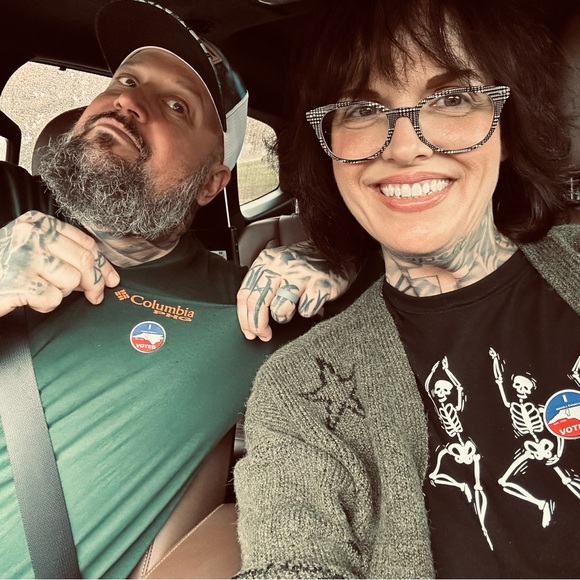 Meet your Posher, Amber - Picture 7 of 9